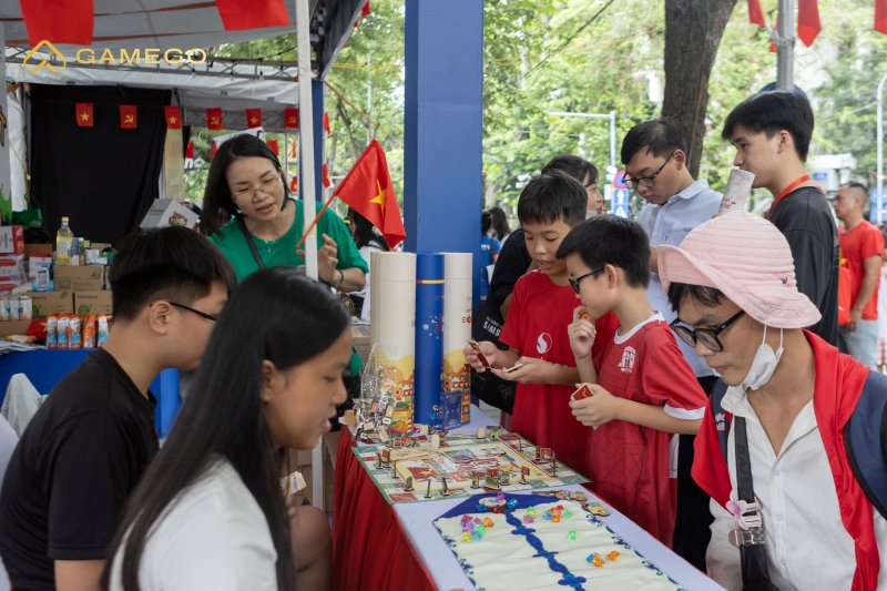 Các trò chơi ngày Tết nên thử: Gợi ý board game vui, dễ chơi tại nhà